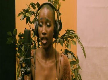 Triniti Shyell Releases 'Who Am I' (Acoustic Performance)