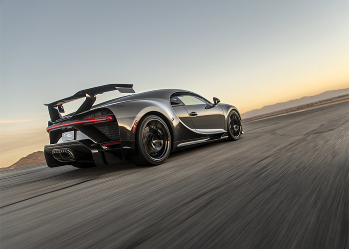 $4-Million Bugatti Chiron Pur Sport Stimulates