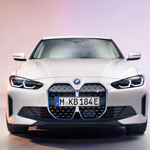 Introducing the All-Electric BMW i4 Plugged-in Performance