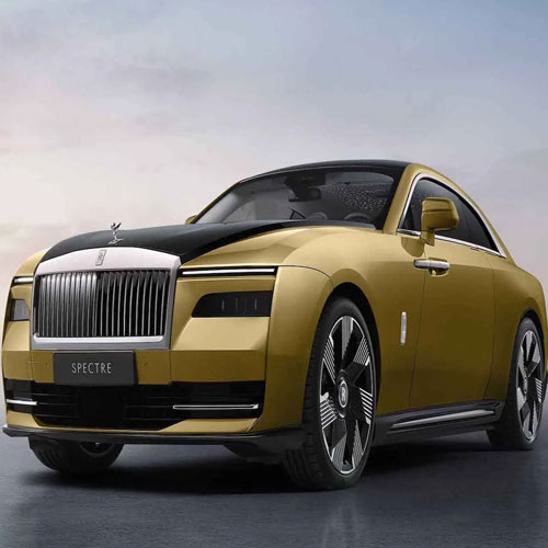 Rolls-Royce Unveils the Brand’s Fully-Electric Spectre