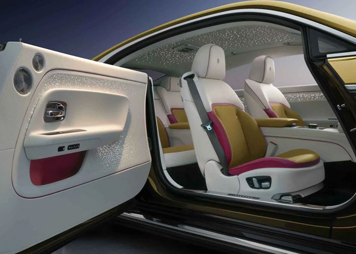 Rolls-Royce Unveils the Brand’s Fully-Electric Spectre: Transformative e-Mobility 8 Rolls-Royce Unveils the Brand’s Fully-Electric Spectre