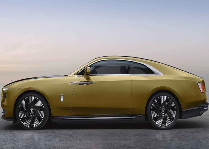 Rolls-Royce Unveils the Brand’s Fully-Electric Spectre