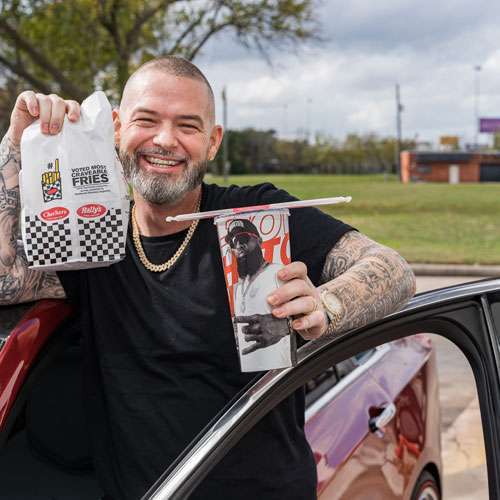 Paul Wall Surprises Slim Thug While He Is Working 
